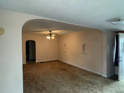 206 West Main Street Mount Morris IL 61054