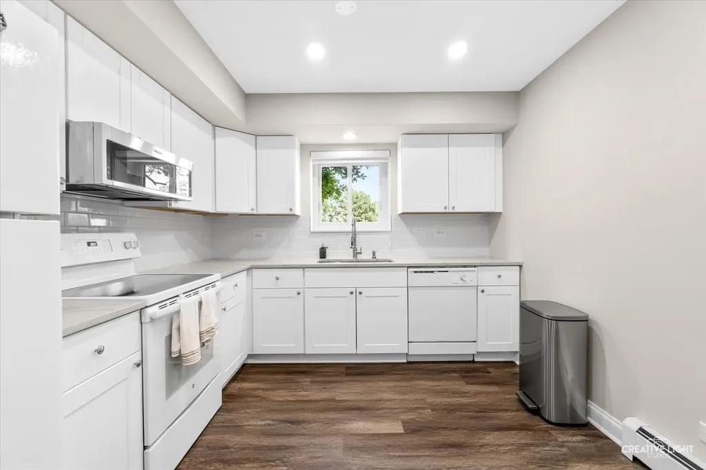 2370 Abbeywood Drive Lisle IL 60532