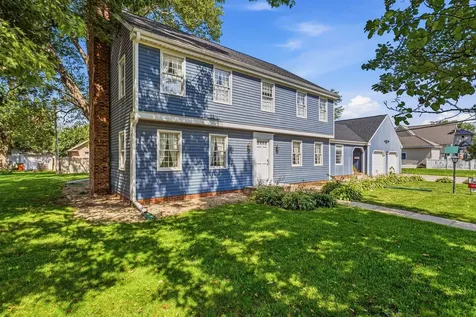 415 South Spruce Street Arthur IL 61911