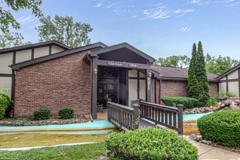 8127 Chestnut Drive Palos Hills IL 60465