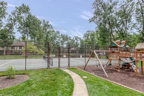 8127 Chestnut Drive Palos Hills IL 60465