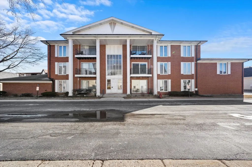 5721 Circle Drive Oak Lawn IL 60453
