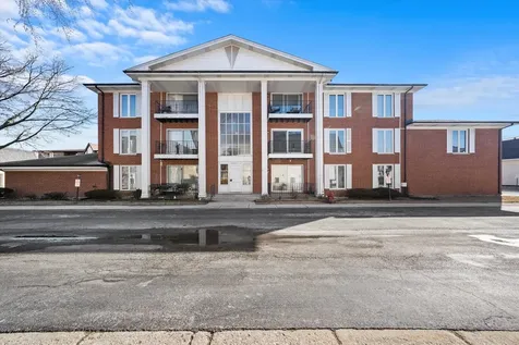 5721 Circle Drive Oak Lawn IL 60453