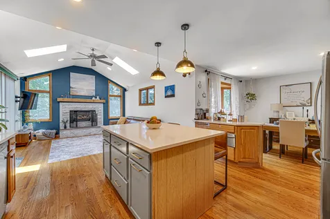 1449 East Joan Drive Palatine IL 60074