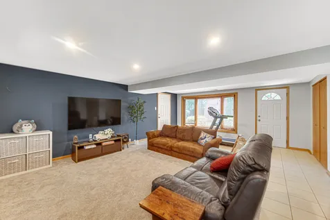 1449 East Joan Drive Palatine IL 60074
