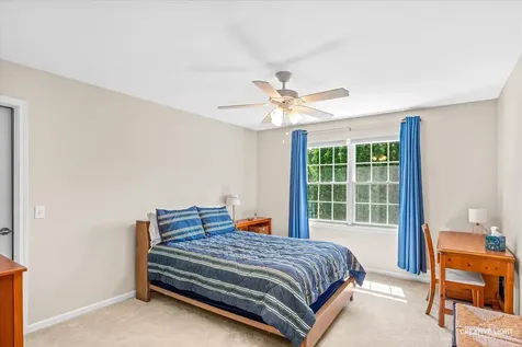 1160 Midwest Lane Wheaton IL 60189