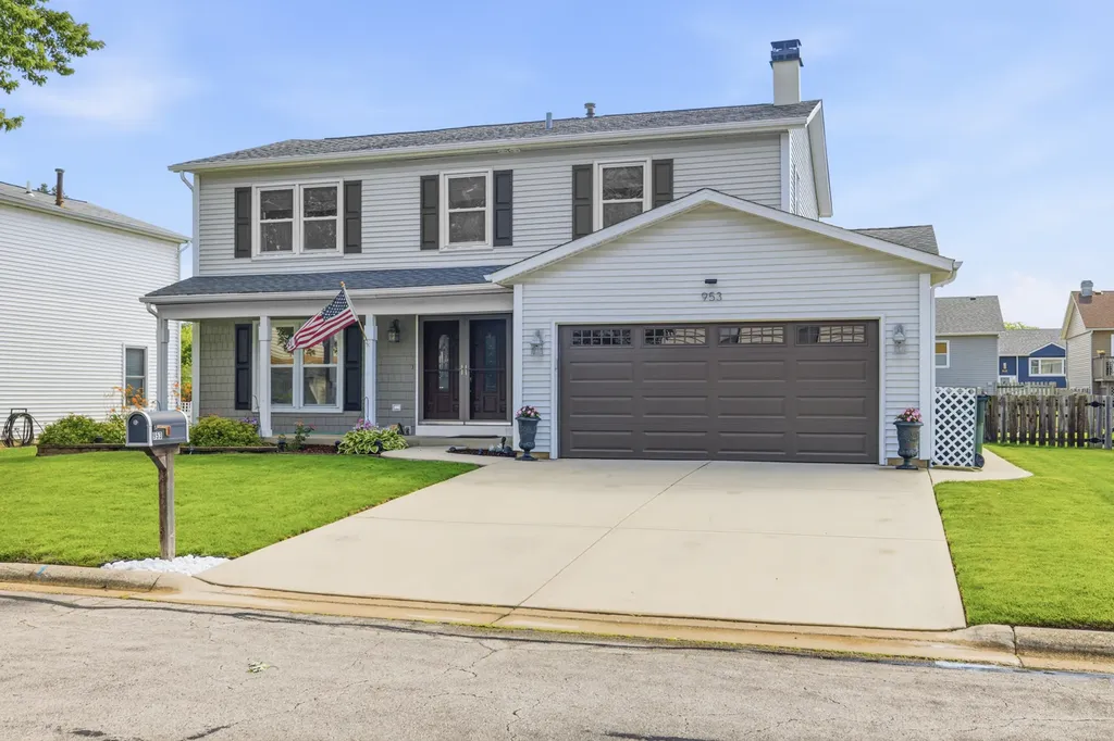 953 Moccasin Court Carol Stream IL 60188