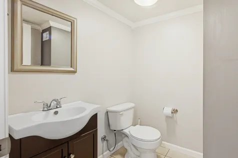 953 Moccasin Court Carol Stream IL 60188