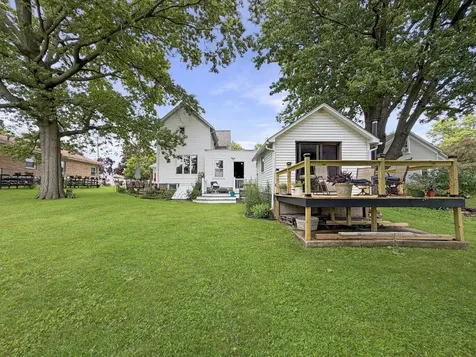 204 West Pearl Street Lanark IL 61046