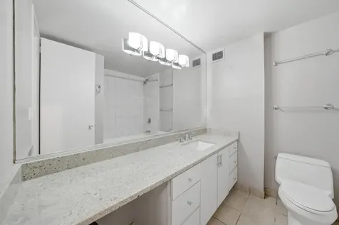 233 East Erie Street Chicago IL 60611