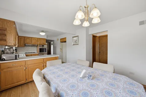 9171 Nashville Avenue Oak Lawn IL 60453