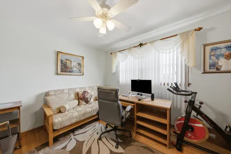 9171 Nashville Avenue Oak Lawn IL 60453
