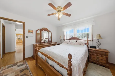 9171 Nashville Avenue Oak Lawn IL 60453