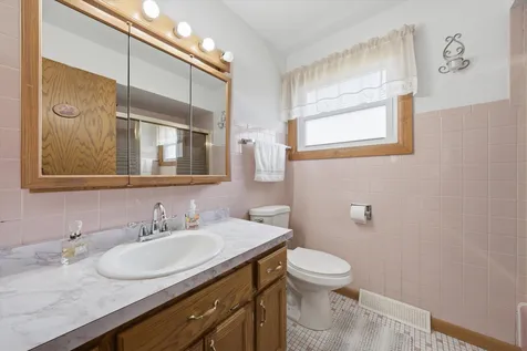 9171 Nashville Avenue Oak Lawn IL 60453