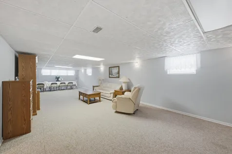 9171 Nashville Avenue Oak Lawn IL 60453