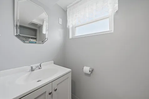 9171 Nashville Avenue Oak Lawn IL 60453