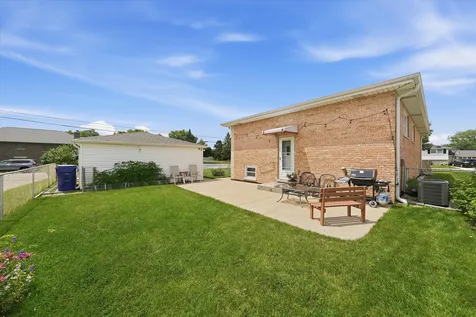 9171 Nashville Avenue Oak Lawn IL 60453