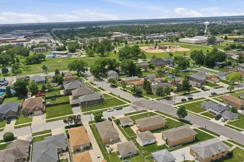 9171 Nashville Avenue Oak Lawn IL 60453