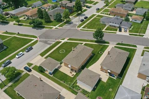 9171 Nashville Avenue Oak Lawn IL 60453