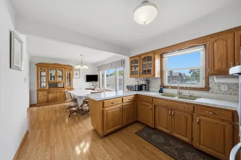 9171 Nashville Avenue Oak Lawn IL 60453
