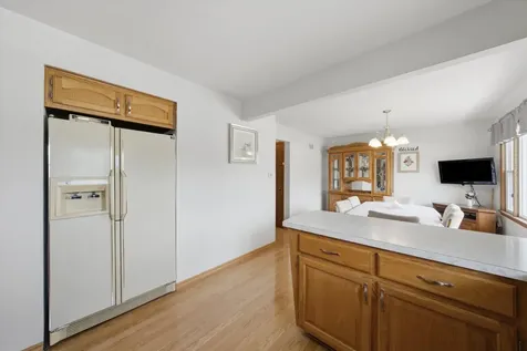9171 Nashville Avenue Oak Lawn IL 60453