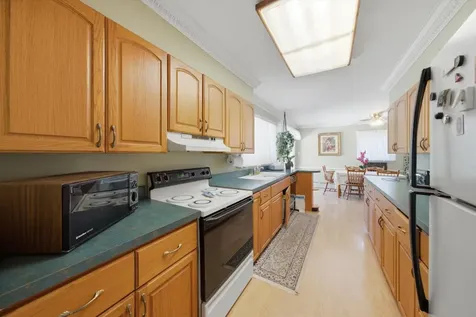 15287 West Apple Orchard Lane Lincolnshire IL 60069