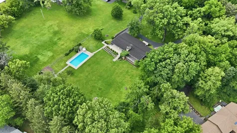 15287 West Apple Orchard Lane Lincolnshire IL 60069