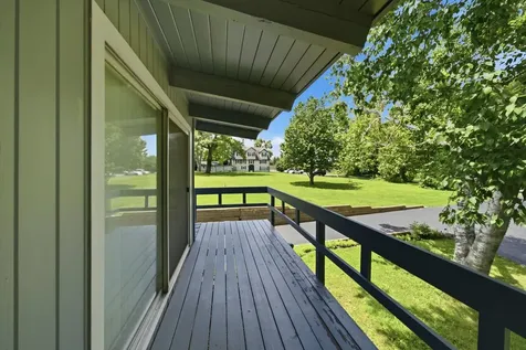 15287 West Apple Orchard Lane Lincolnshire IL 60069