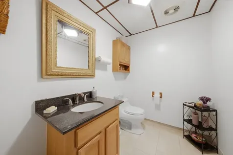 15287 West Apple Orchard Lane Lincolnshire IL 60069