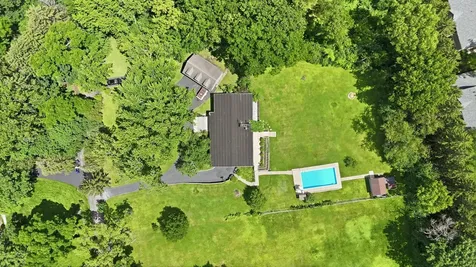 15287 West Apple Orchard Lane Lincolnshire IL 60069