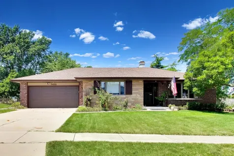 7420 Gladiola Avenue Hanover Park IL 60133