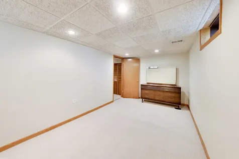7420 Gladiola Avenue Hanover Park IL 60133