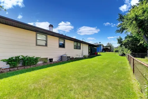 7420 Gladiola Avenue Hanover Park IL 60133