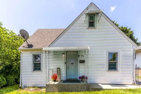 1506 North East End Avenue Round Lake Beach IL 60073