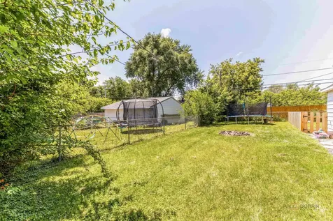 1506 North East End Avenue Round Lake Beach IL 60073