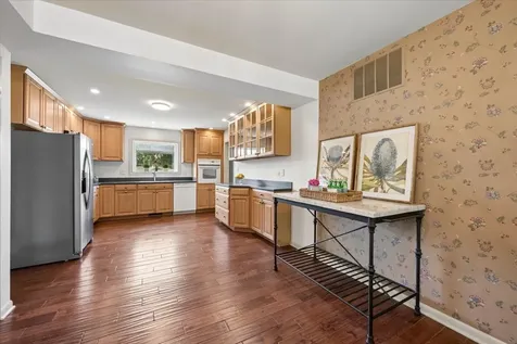 804 North Wente Court Palatine IL 60074