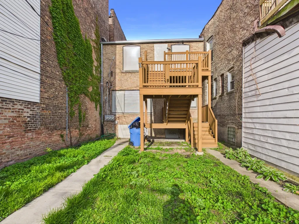 6020 South Vernon Avenue Chicago IL 60637