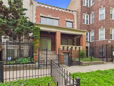 6020 South Vernon Avenue Chicago IL 60637