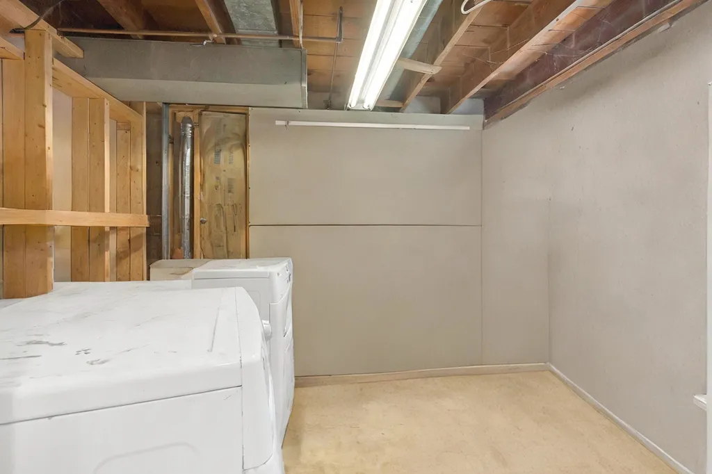 3826 West 109th Street Chicago IL 60655