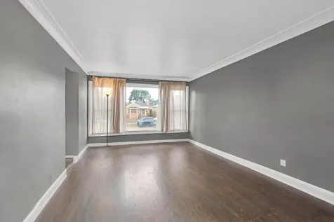 3826 West 109th Street Chicago IL 60655