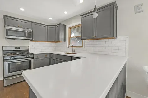 3826 West 109th Street Chicago IL 60655