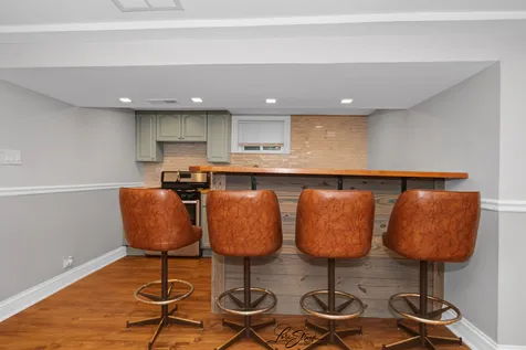 5441 South Hunt Avenue Summit IL 60501