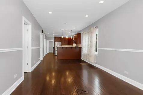 5441 South Hunt Avenue Summit IL 60501