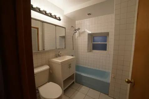 5028 West Pensacola Avenue Chicago IL 60641