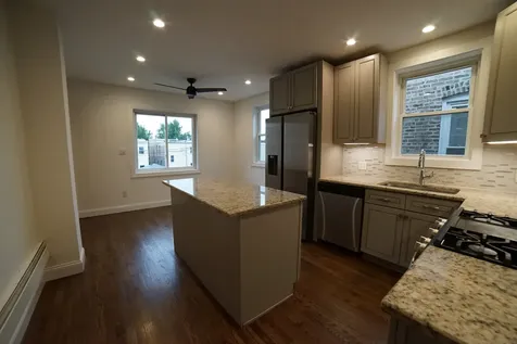5028 West Pensacola Avenue Chicago IL 60641