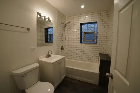 5028 West Pensacola Avenue Chicago IL 60641