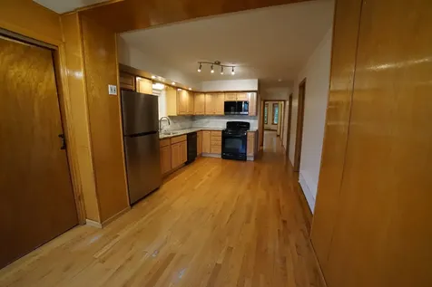 5028 West Pensacola Avenue Chicago IL 60641