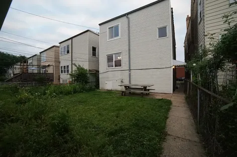 5028 West Pensacola Avenue Chicago IL 60641