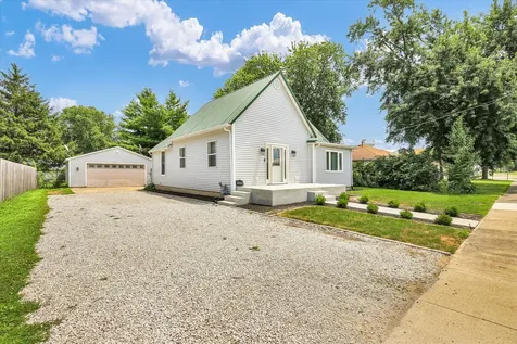 201 North Carico Street Tuscola IL 61953