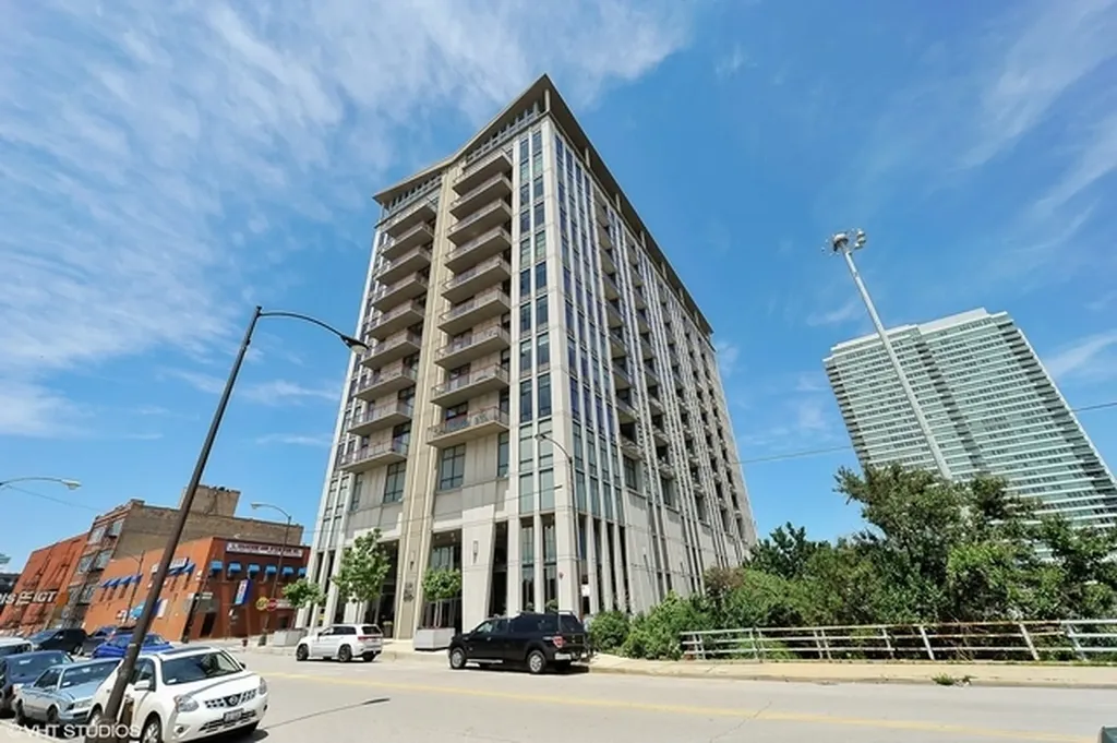 740 West Fulton Street Chicago IL 60661